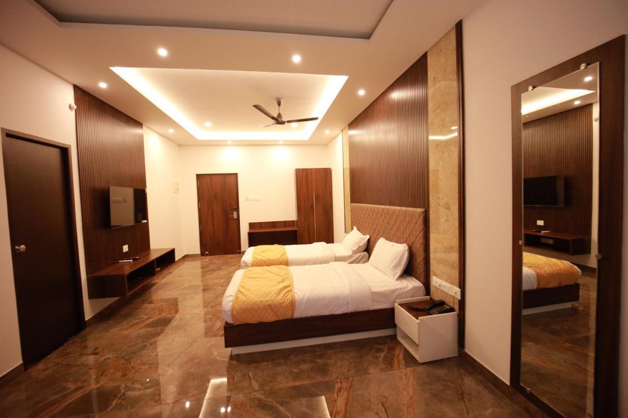 Bliss Regency Business Hotel Palakkad Dış mekan fotoğraf