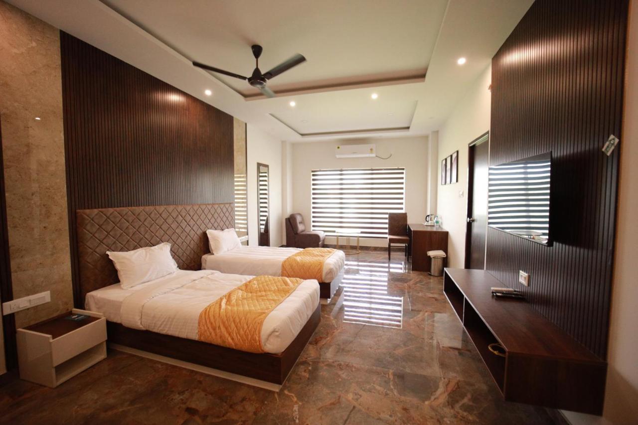 Bliss Regency Business Hotel Palakkad Dış mekan fotoğraf