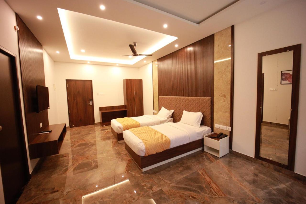 Bliss Regency Business Hotel Palakkad Dış mekan fotoğraf