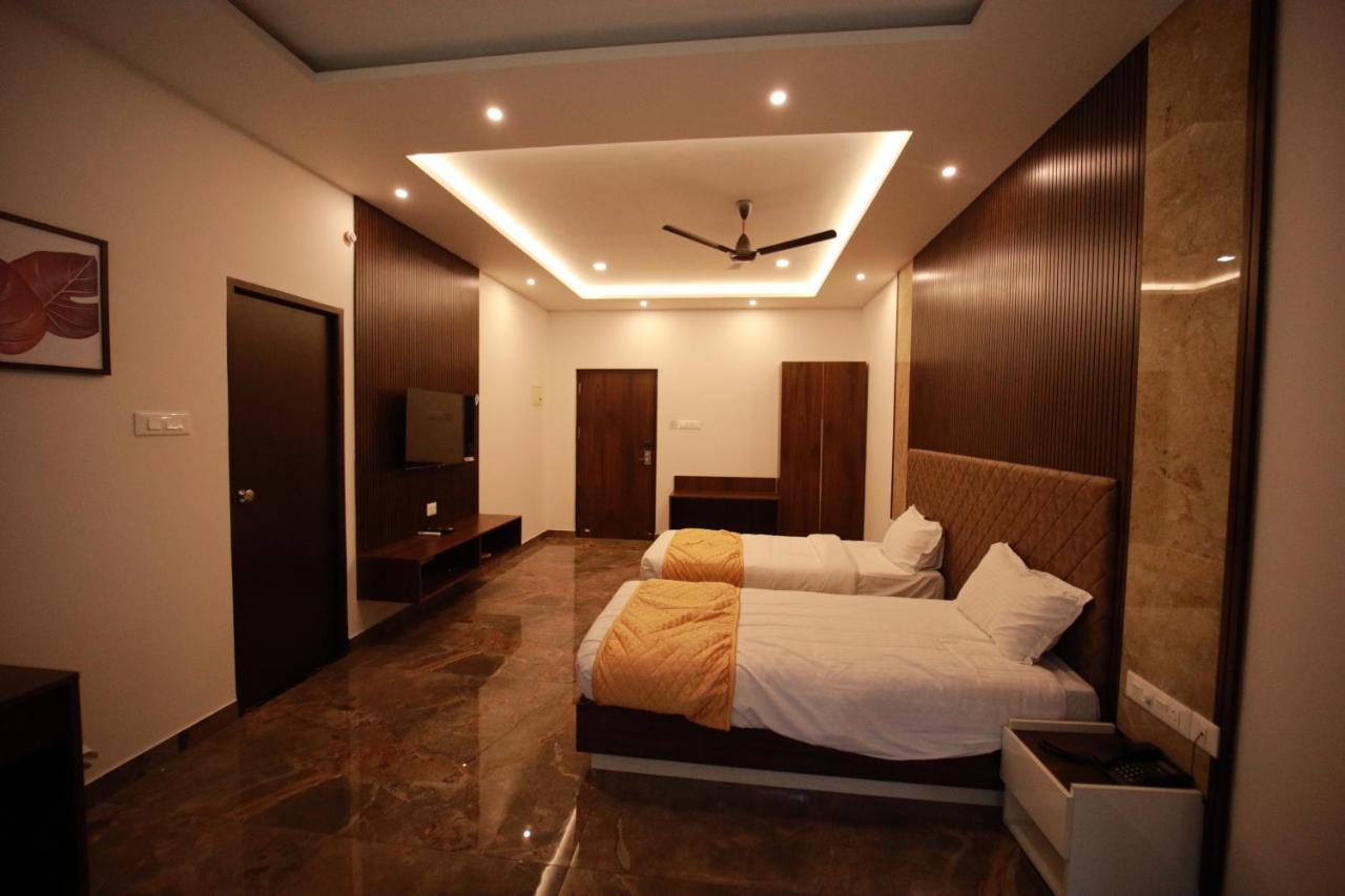 Bliss Regency Business Hotel Palakkad Dış mekan fotoğraf