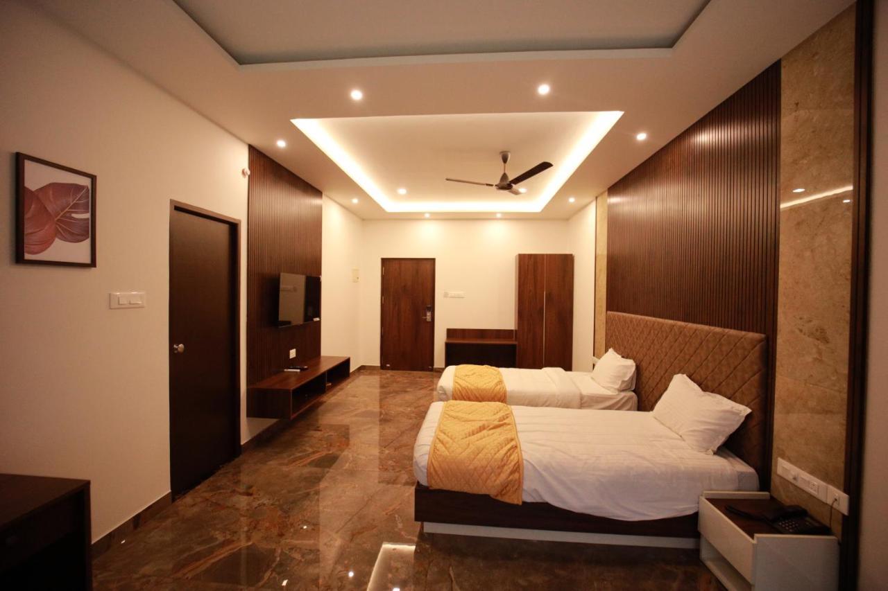 Bliss Regency Business Hotel Palakkad Dış mekan fotoğraf